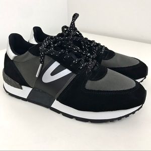 Tretorn Loyla 2 Sneakers size 7.5 👟